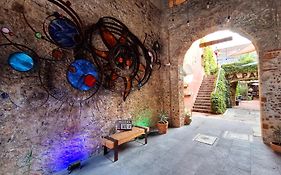 Hotel El Descanso Barrio Del Artista